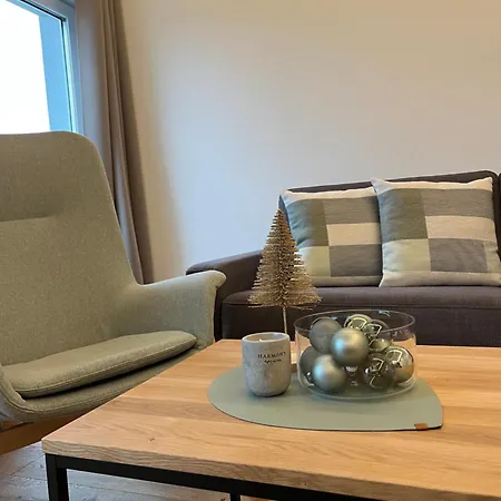 Jaeger Veronika * التنماركت ام بوناغ