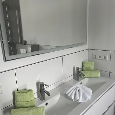 Jaeger Veronika التنماركت ام بوناغ