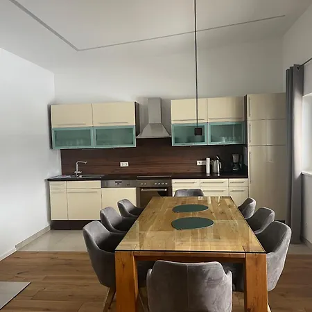 Jaeger Veronika * التنماركت ام بوناغ